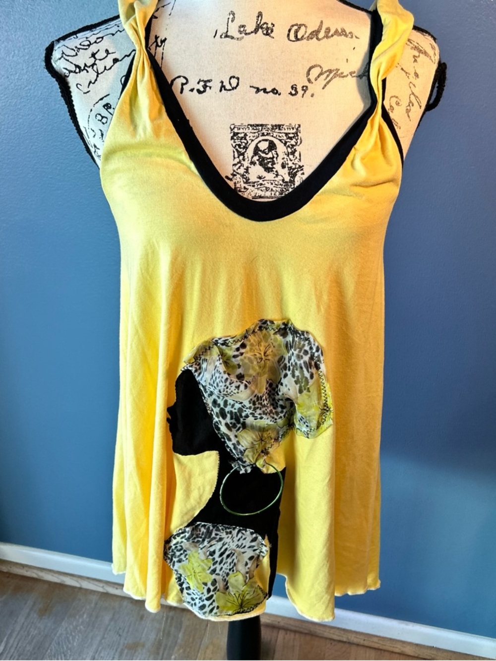 Mariela cigliutti blogspot.com handmade African American profile tank top